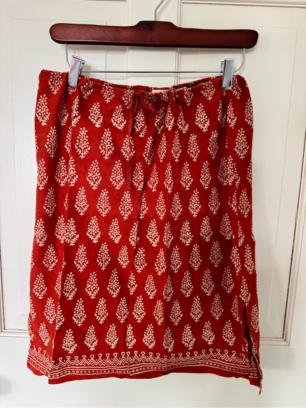 Vintage Abercrombie Skirt, Batik print, size small